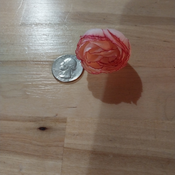 Fake flower bundle nwt - Picture 8 of 10